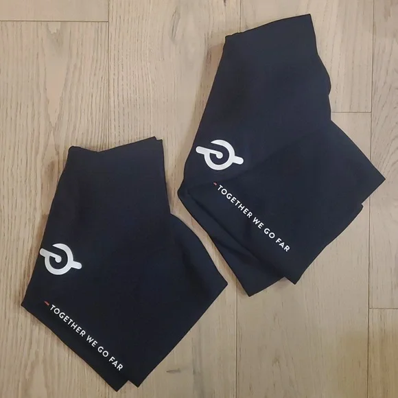 PELOTON SHORTS - Picture 1 of 8